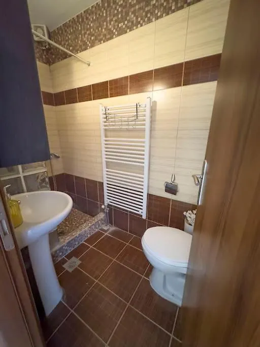 הוילה Waves Beachfront House, Nikiti וילה ניקיטי